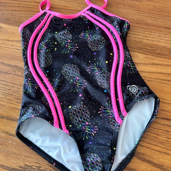 Girls Bathing Suits Set of 7
Size 6-8 - Picture 10 of 15